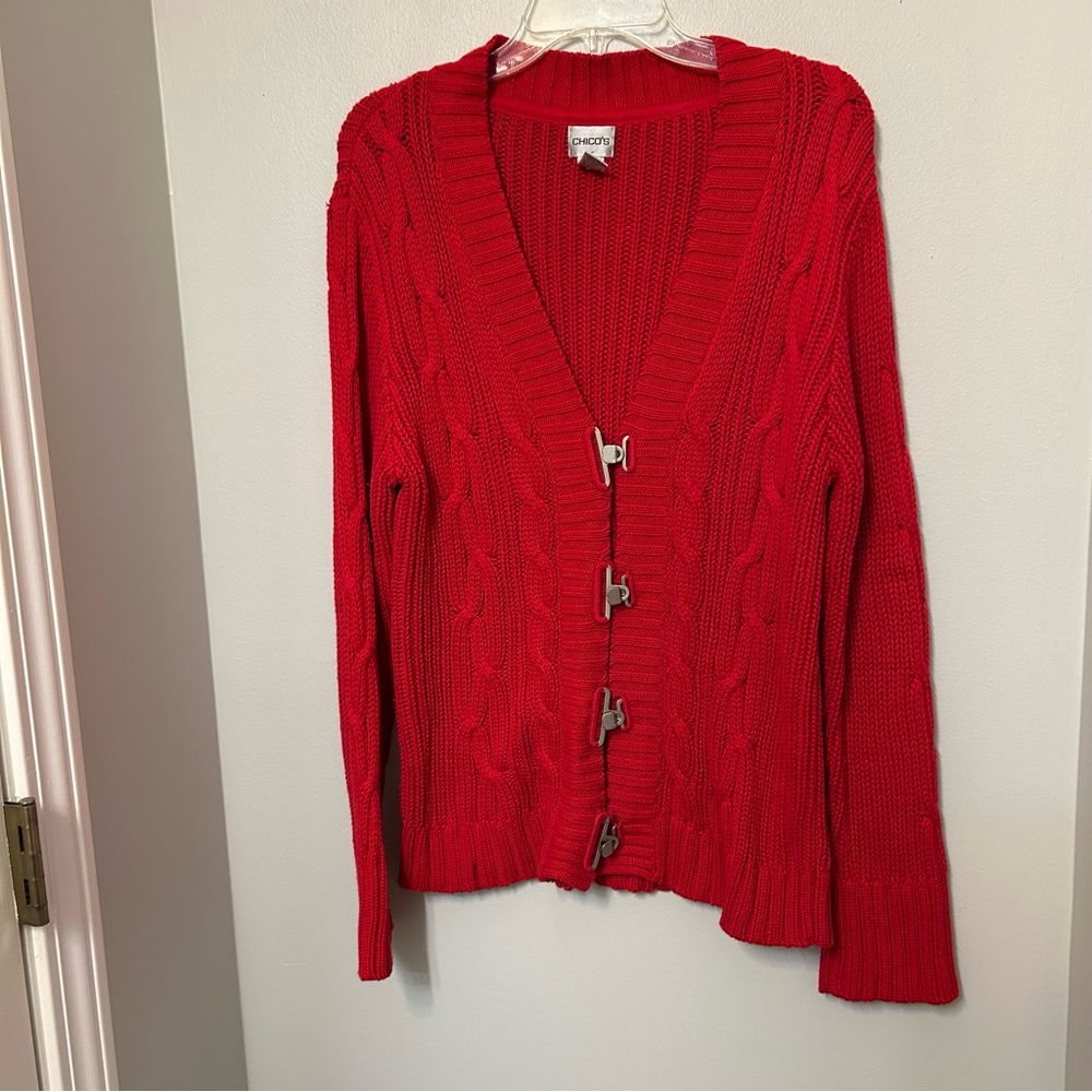 Chico's Size 1 Medium Red Cardigan Sweater with Silver Metal Toggle Closure VTG - Picture 1 of 6